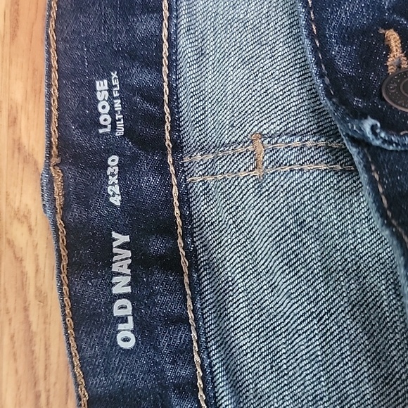 Old Navy Men's Loose Built-In Flex Jeans Size 42 x 30 - Picture 4 of 10